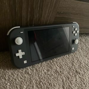 Nintendo Switch Lite grey with switch charger